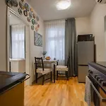 Apartmán Cozy In Karlova & Quiet & Free Parking