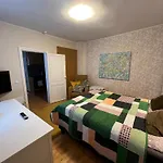 Cozy In Karlova & Quiet & Free Parking
