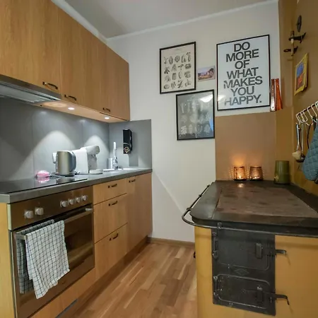 Karlovaidyll 7 - Homey With Free Parking! Appartement *