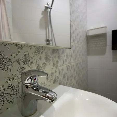 Karlovaidyll 7 - Homey With Free Parking! * Ταρτού