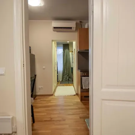 Appartement Karlovaidyll 7 - Homey With Free Parking! Tartu