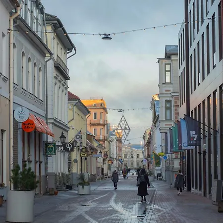 Karlovaidyll 7 - Homey With Free Parking! Διαμέρισμα Ταρτού