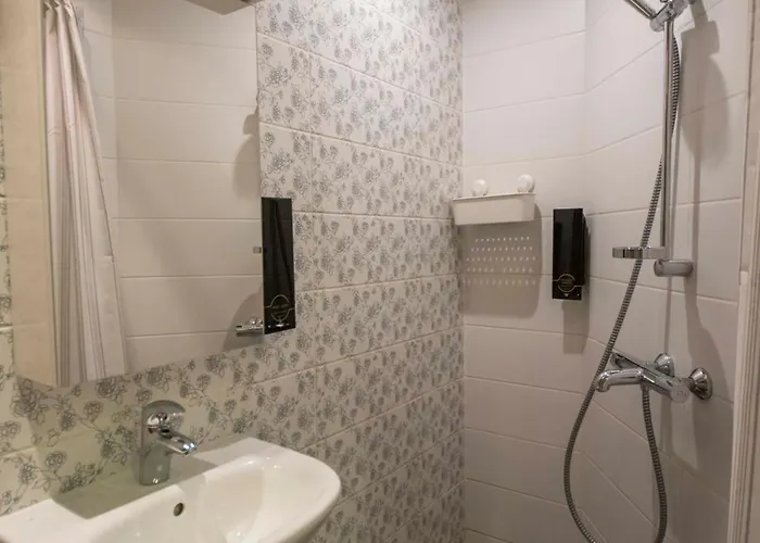 Apartmán Karlovaidyll 7 - Homey With Free Parking!