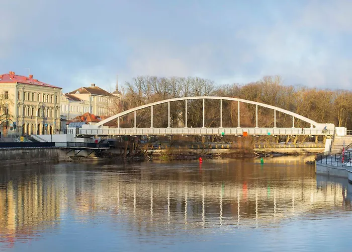 Karlovaidyll 7 - Homey With Free Parking! アパート