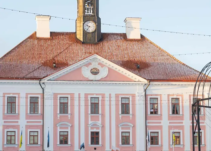 Apartmán Karlovaidyll 7 - Homey With Free Parking!